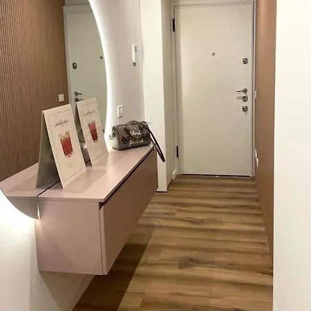 Lula - Zara M3-m5 Apartamento *
