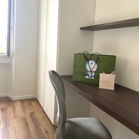 Lula - Zara M3-m5 * Milão