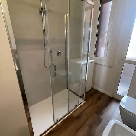 Lula - Zara M3-m5 מילאנו