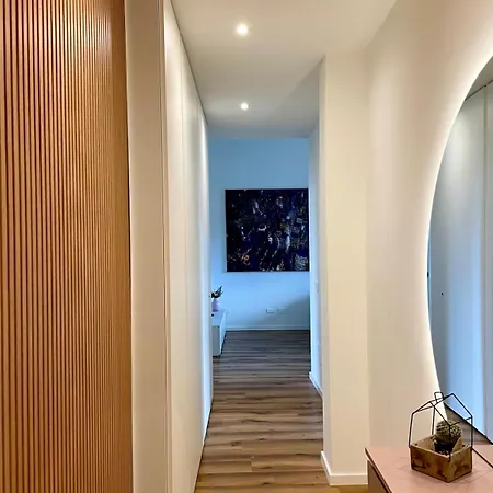 Lula - Zara M3-m5 * Milan